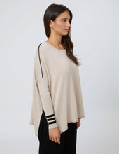 Load image into Gallery viewer, Stella &amp; Gemma Farah Knit- Natural
