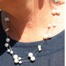 Load image into Gallery viewer, Fabuleux Vous Perle Silver Pearl Stainless Steel Necklace 100cm

