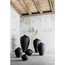 Load image into Gallery viewer, Maytime Muubs Pot Luna 40- Black
