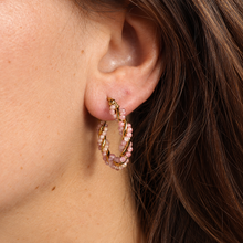 Load image into Gallery viewer, Fabuleux Vous Steel Me Pink Twist YG Hoop Earrings
