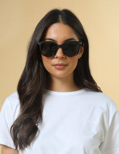 Stella & Gemma Judy Sunglasses- Tort