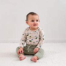 Load image into Gallery viewer, Burrow &amp; Be Seagrass Marley Pants
