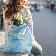 Load image into Gallery viewer, Wrendale Designs Foldable Shopping Bag- Busy Bee
