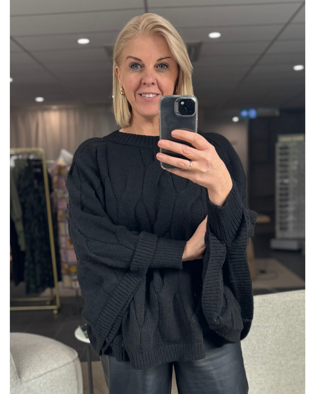 Stella & Gemma Cable Poncho Black