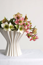 Load image into Gallery viewer, Flower Systems Helebore Spray 47cm Cream
