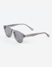 Load image into Gallery viewer, Stella &amp; Gemma Cairo Sunglasses- Grey
