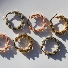 Load image into Gallery viewer, Fabuleux Vous Steel Me Pink Twist YG Hoop Earrings
