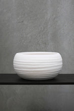 Load image into Gallery viewer, Flower Systems Kianna Bowl- Large
