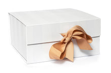 Load image into Gallery viewer, Gift Box
