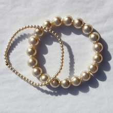 Load image into Gallery viewer, Fabuleux Vous Perle Champagne 3mm Stretchy Bracelet
