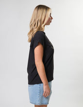 Load image into Gallery viewer, Stella &amp; Gemma Cuff Tee- Stella Club Black
