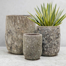 Load image into Gallery viewer, Hawthorne Lava U Pot- Small
