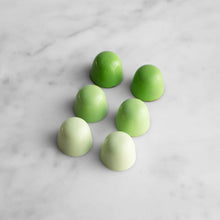Load image into Gallery viewer, House of Chocolate Peppermint Bonbon Box 6pk
