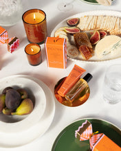 Load image into Gallery viewer, Ecoya Mandarin Gin Festive Fragrance Duo
