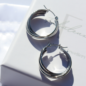 Fabuleux Vous Steel Me Silver Triple Ring Earrings