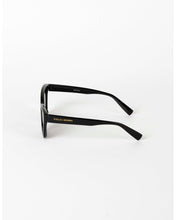 Load image into Gallery viewer, Stella &amp; Gemma Carmel Sunglasses Black
