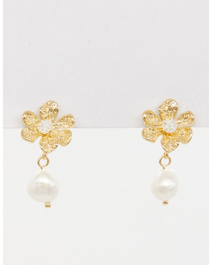 Stella & Gemma Flower White Enamel Gold with Pearl Earrings