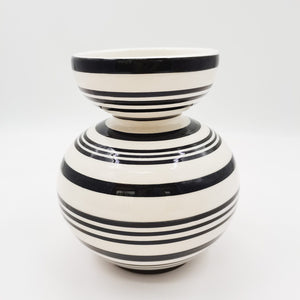 Linens & More Black Stripe Vase