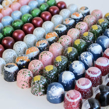 Load image into Gallery viewer, House Of Chocolate 6 piece Bonbon Selection
